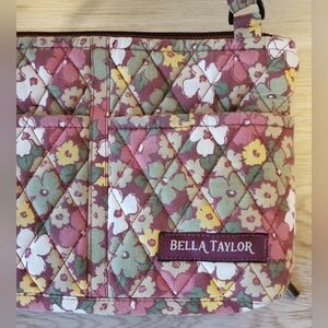 Bella Taylor Essentials Crossbody Purse Autumn Garden Quilted NWOT